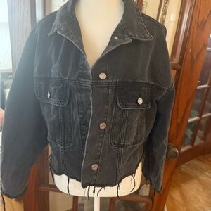 Missguided + Charcoal Distressed Denim Jacket